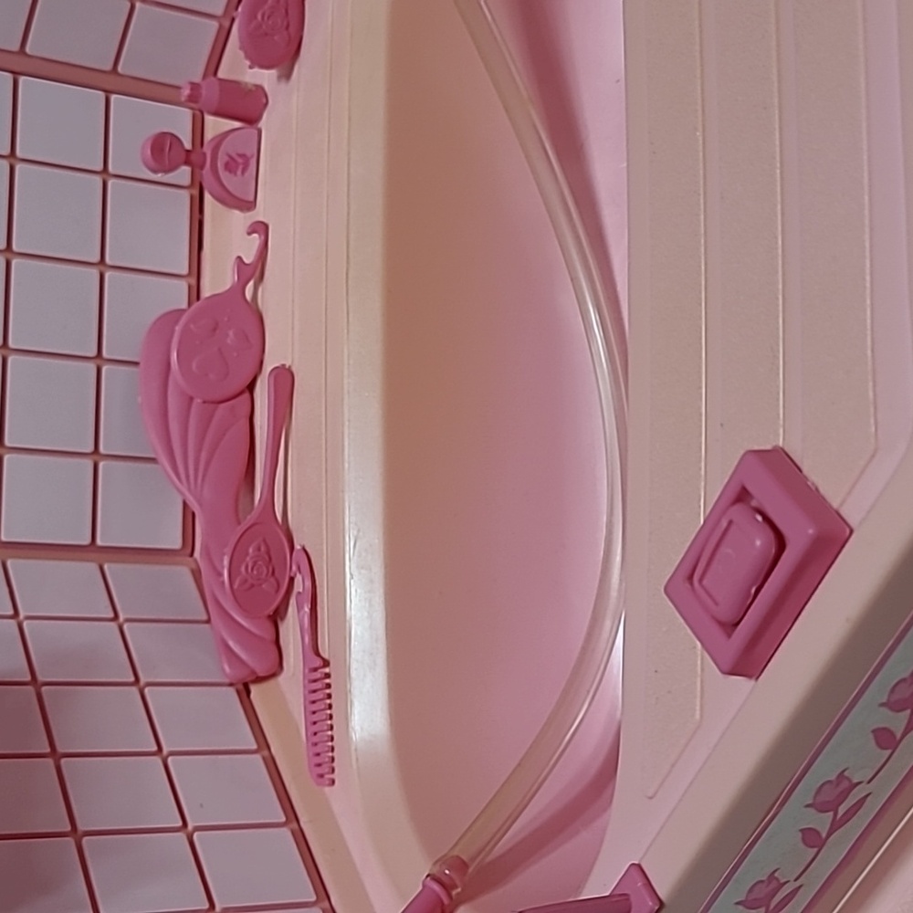 Barbie Doll Year 1987 Sweet Roses Bathtub Playset #5156 - Picture 3 of 12